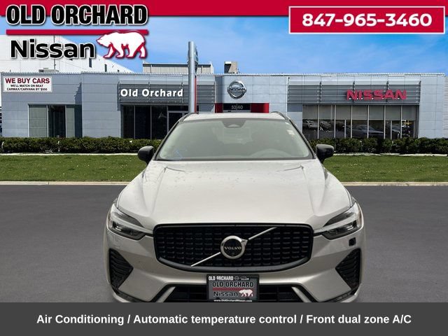 Used 2025 Volvo XC60 B5 Plus AWD/4WD image 2