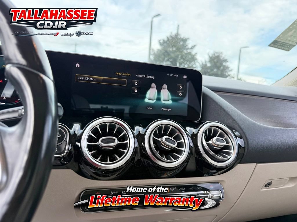 Used 2021 Mercedes-Benz GLA 250 w/ Premium Package image 29