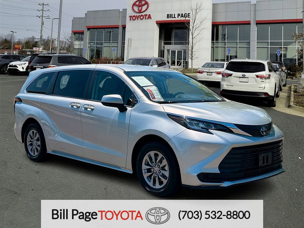 Used 2022 Toyota Sienna LE