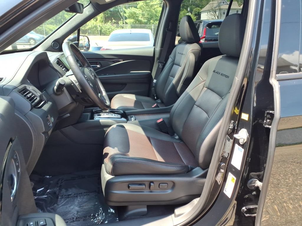 Certified 2023 Honda Ridgeline Black Edition image 16