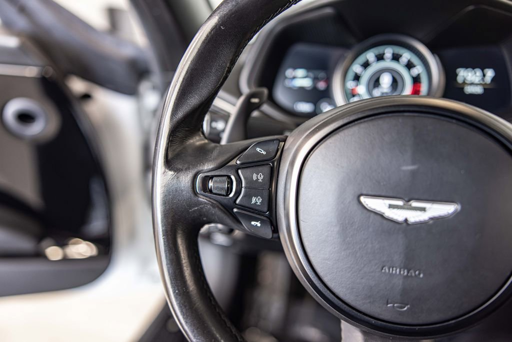 Used 2018 Aston Martin DB11 V12 image 23