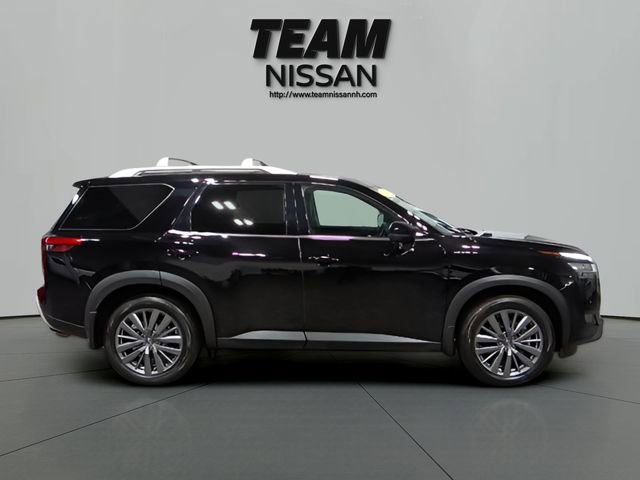 Certified 2024 Nissan Pathfinder SL w/ SL Premium Package AWD/4WD image 7