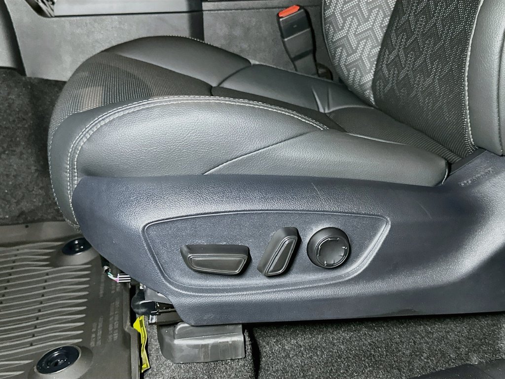 New 2026 Toyota Tacoma Limited AWD/4WD image 13