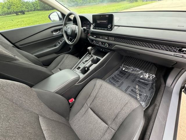 Used 2024 Honda Accord EX image 30