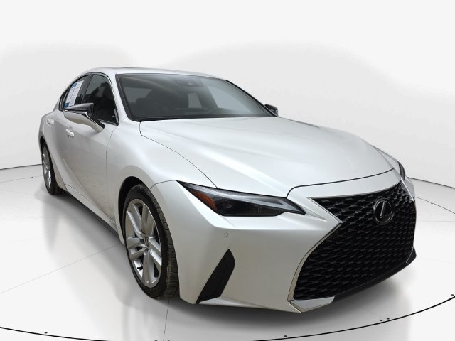 Used 2024 Lexus IS 300 w/ Comfort Package RWD image 3