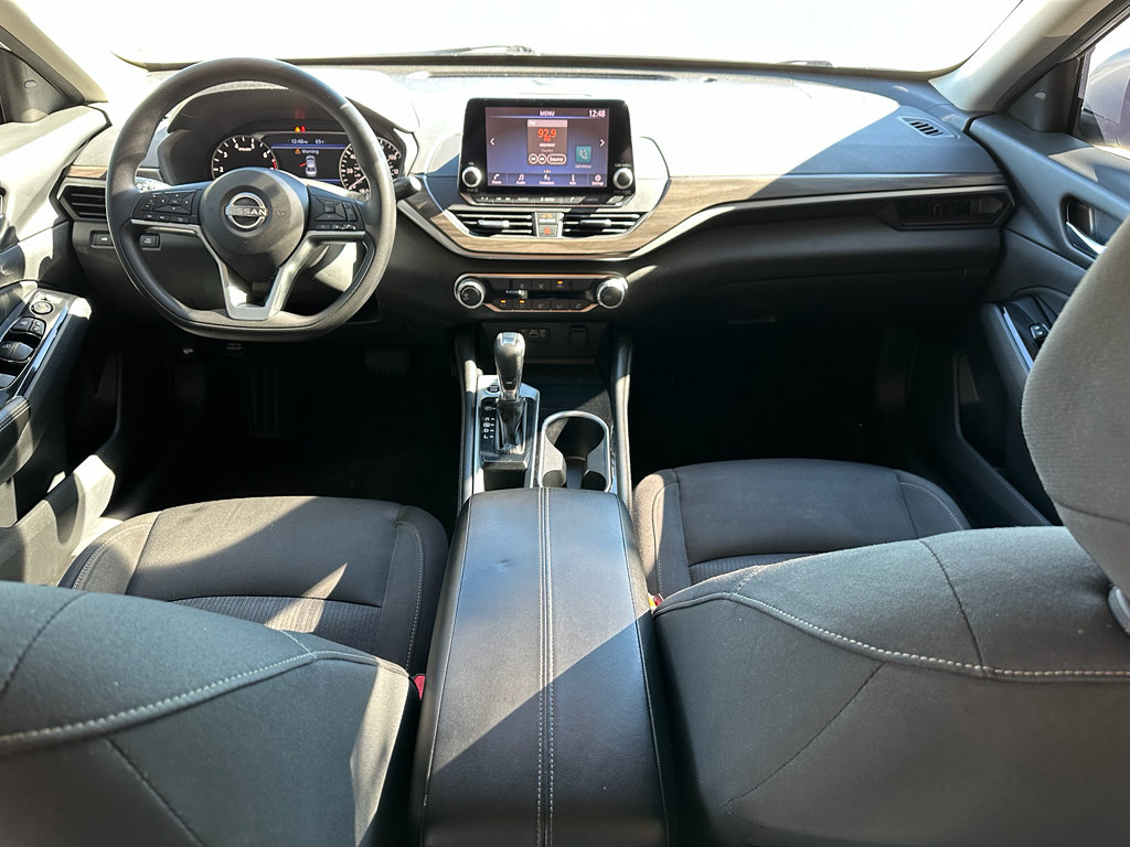 Used 2023 Nissan Altima 2.5 SV image 12