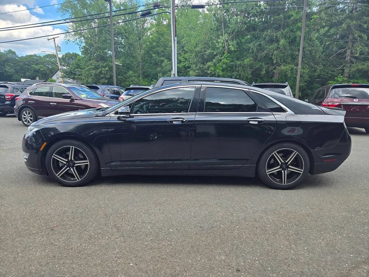Used 2016 Lincoln MKZ AWD w/ Equipment Group 300A Reserve image 3