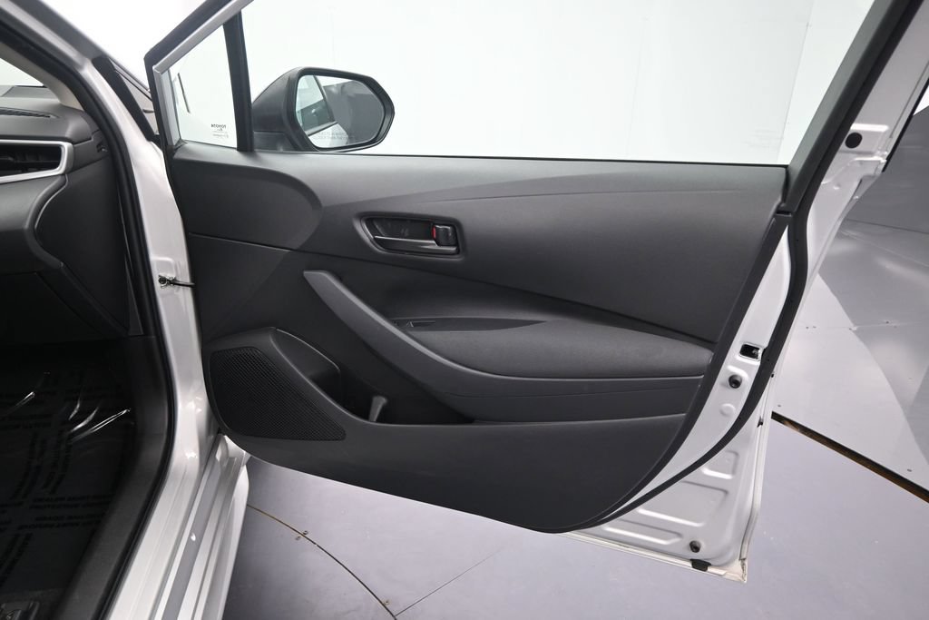Used 2023 Toyota Corolla LE FWD image 22