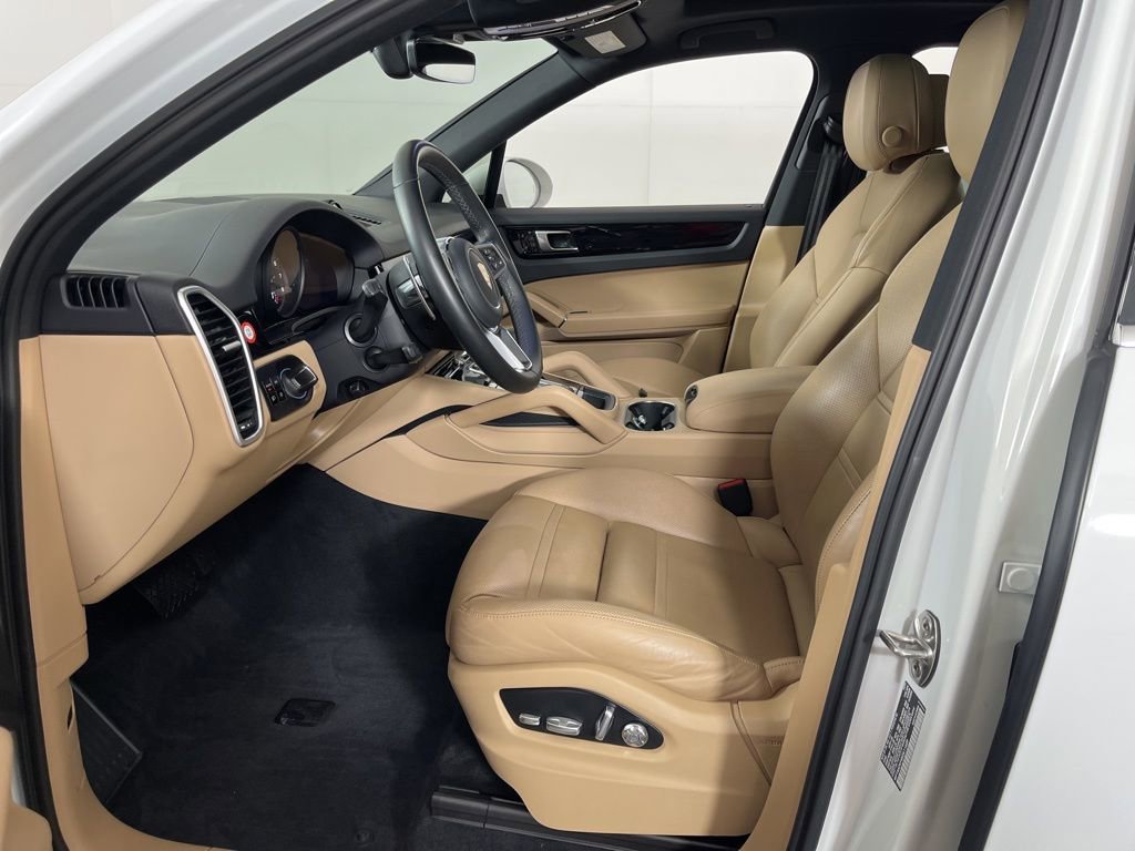 Used 2019 Porsche Cayenne image 22