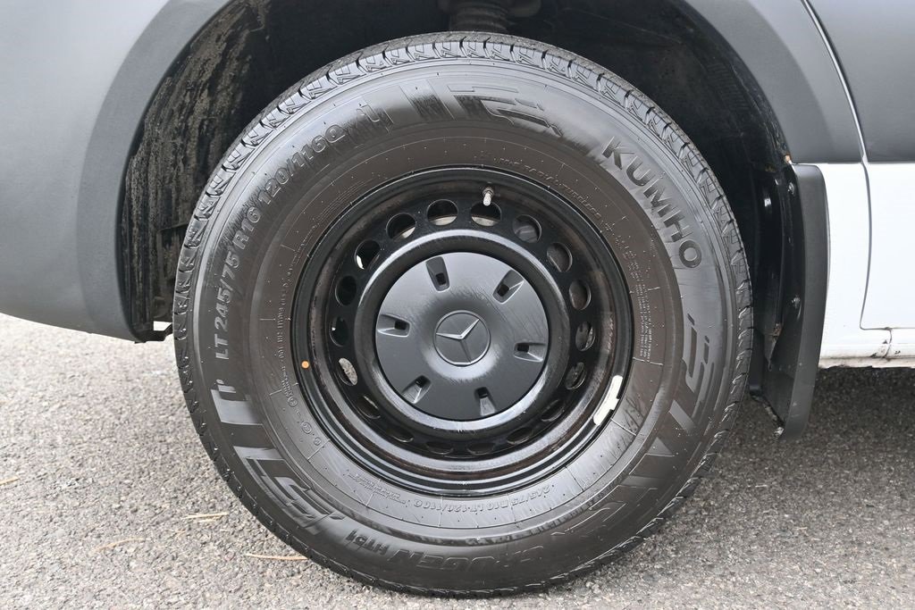 Used 2025 Mercedes-Benz Sprinter 2500 image 5