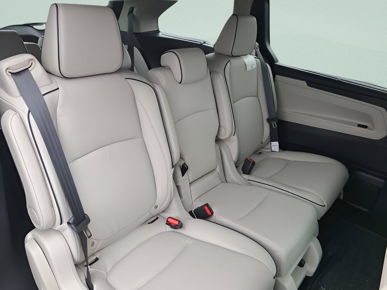 New 2027 Honda Odyssey Touring image 15