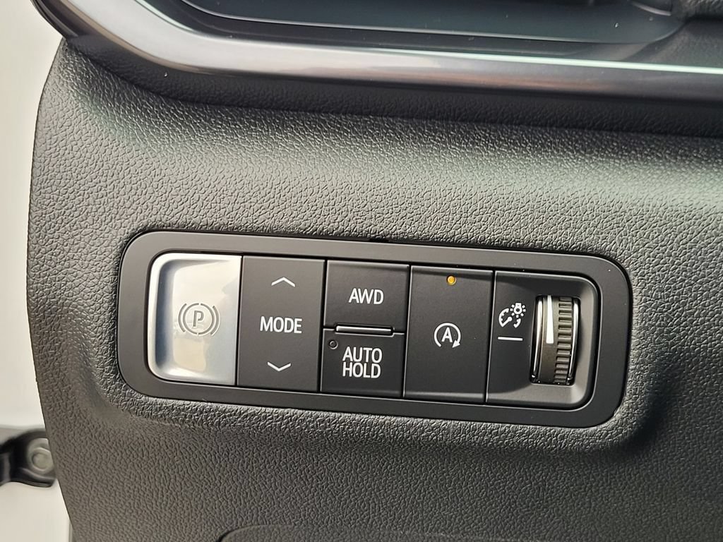New 2026 GMC Terrain AT4 w/ Technology Package II AWD/4WD image 23