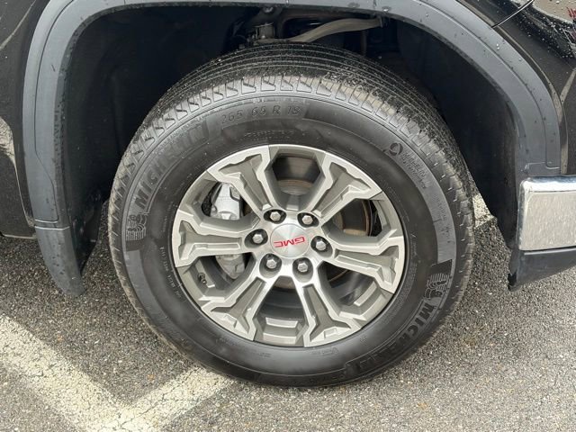 Used 2025 GMC Sierra 1500 SLT image 11