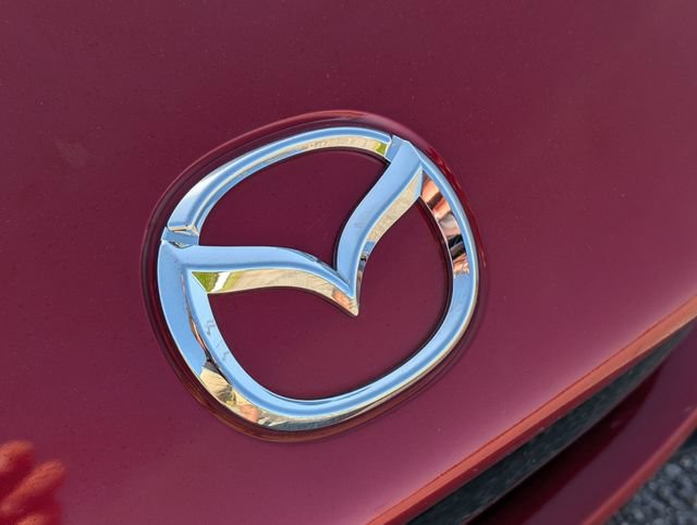 Used 2023 MAZDA MX-5 Miata Grand Touring RWD image 16