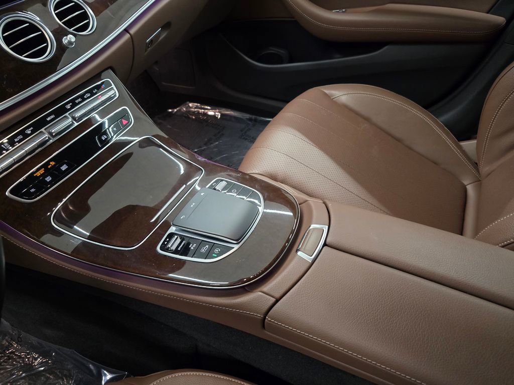 Used 2022 Mercedes-Benz E 450 4MATIC Sedan image 24