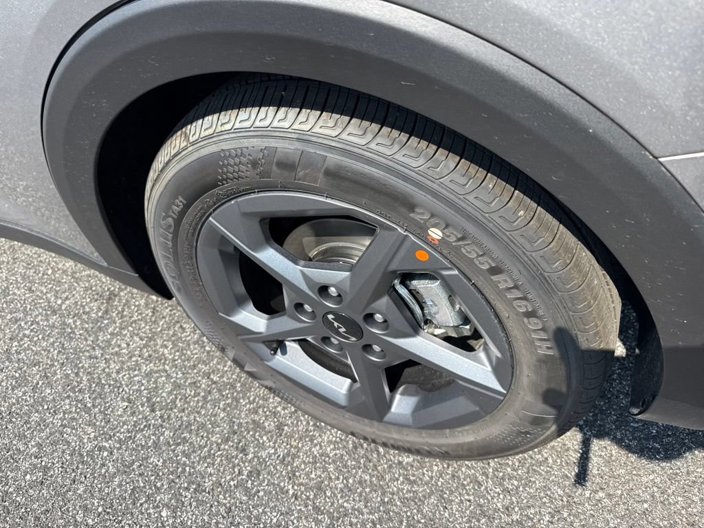 New 2026 Kia K4 FWD image 18