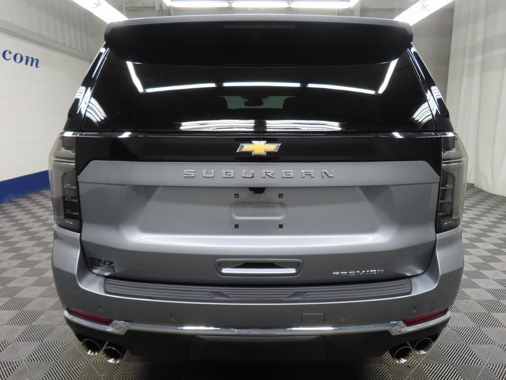 Used 2025 Chevrolet Suburban Premier image 38