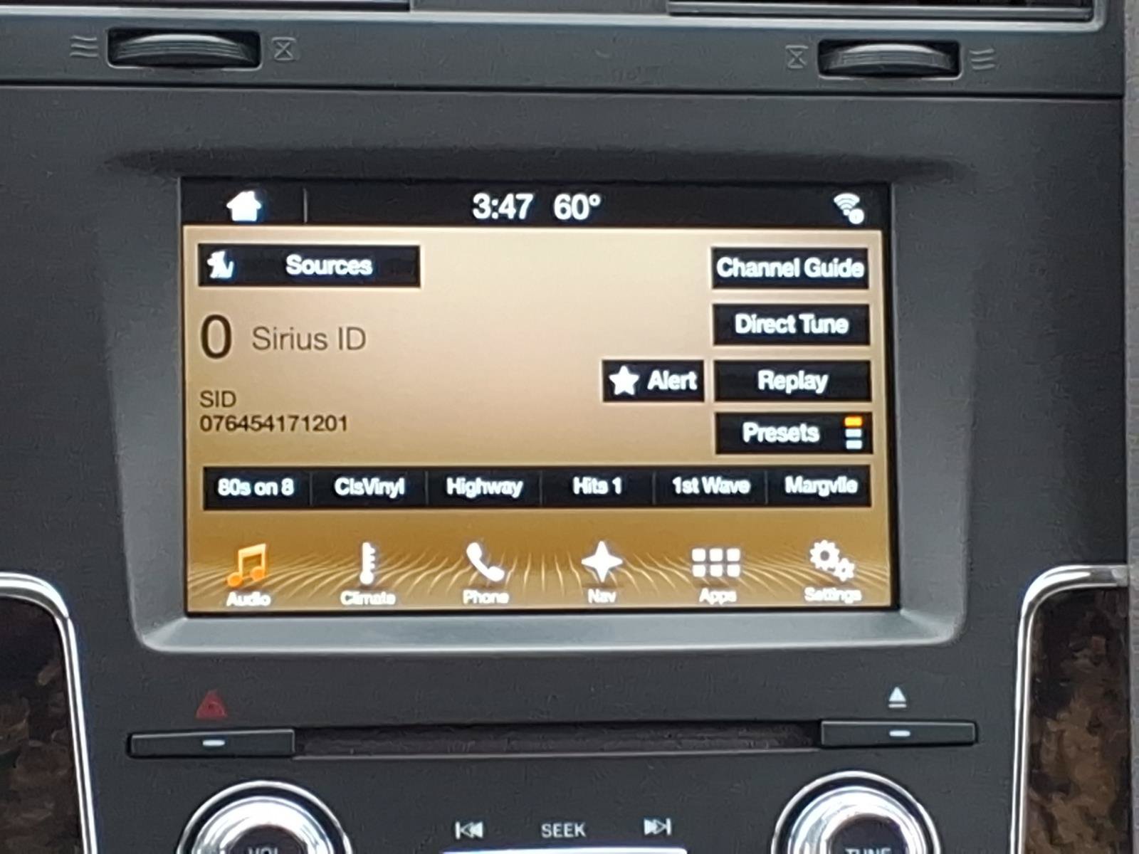 Used 2017 Lincoln Navigator L Select AWD/4WD image 18