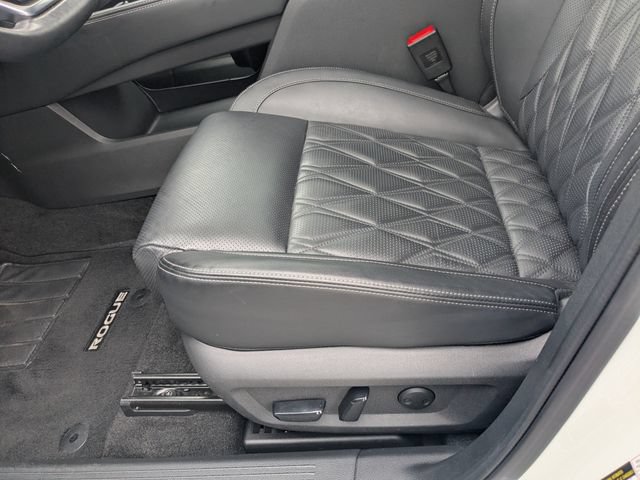Used 2023 Nissan Rogue Platinum w/ Platinum Premium Package FWD image 20