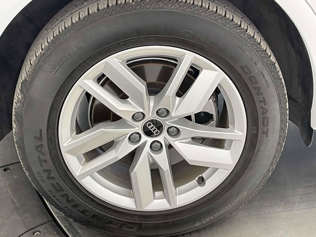 Used 2022 Audi Q5 2.0T Premium image 13