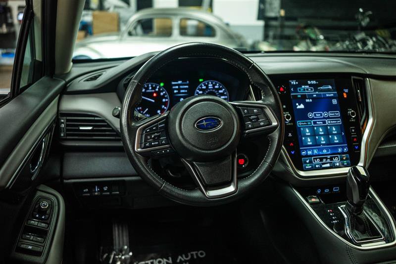 Used 2025 Subaru Outback Premium AWD/4WD image 16