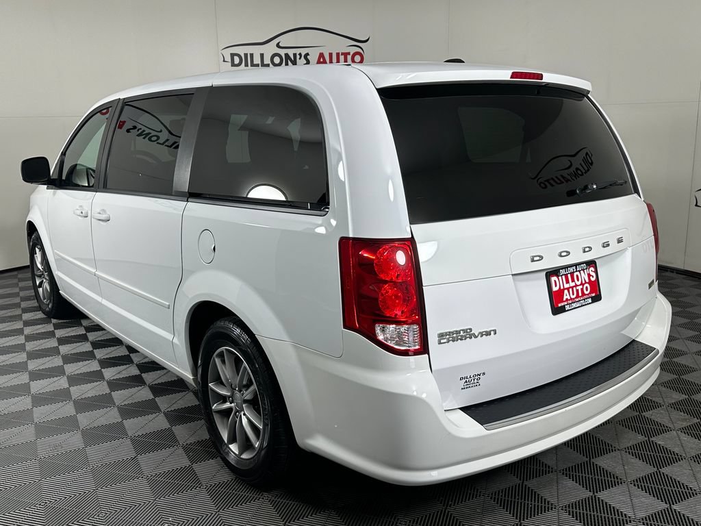 Used 2016 Dodge Grand Caravan SE FWD image 4