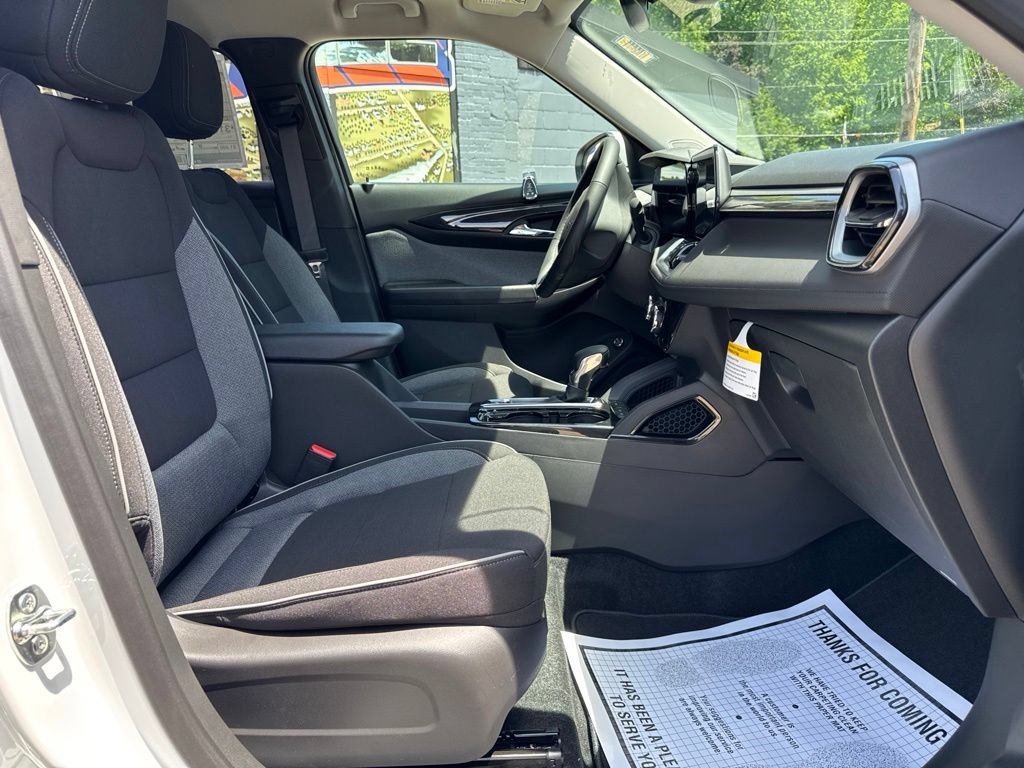 New 2026 Chevrolet TrailBlazer LT w/ Convenience Package FWD image 10