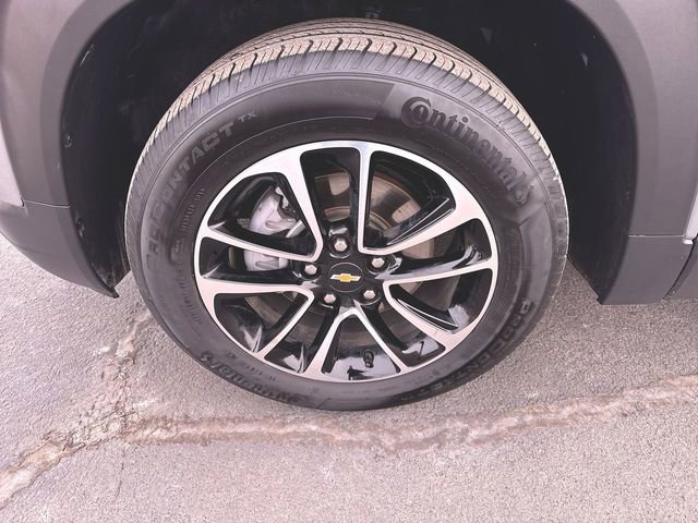 Used 2025 Chevrolet TrailBlazer LT w/ Driver Confidence Package image 31