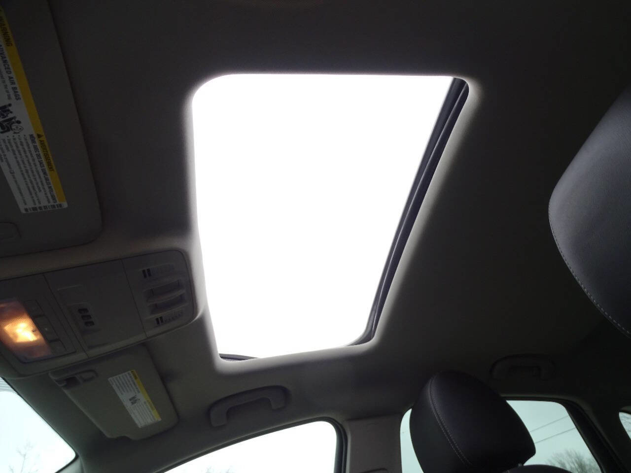 Used 2015 Buick Verano Leather FWD image 12