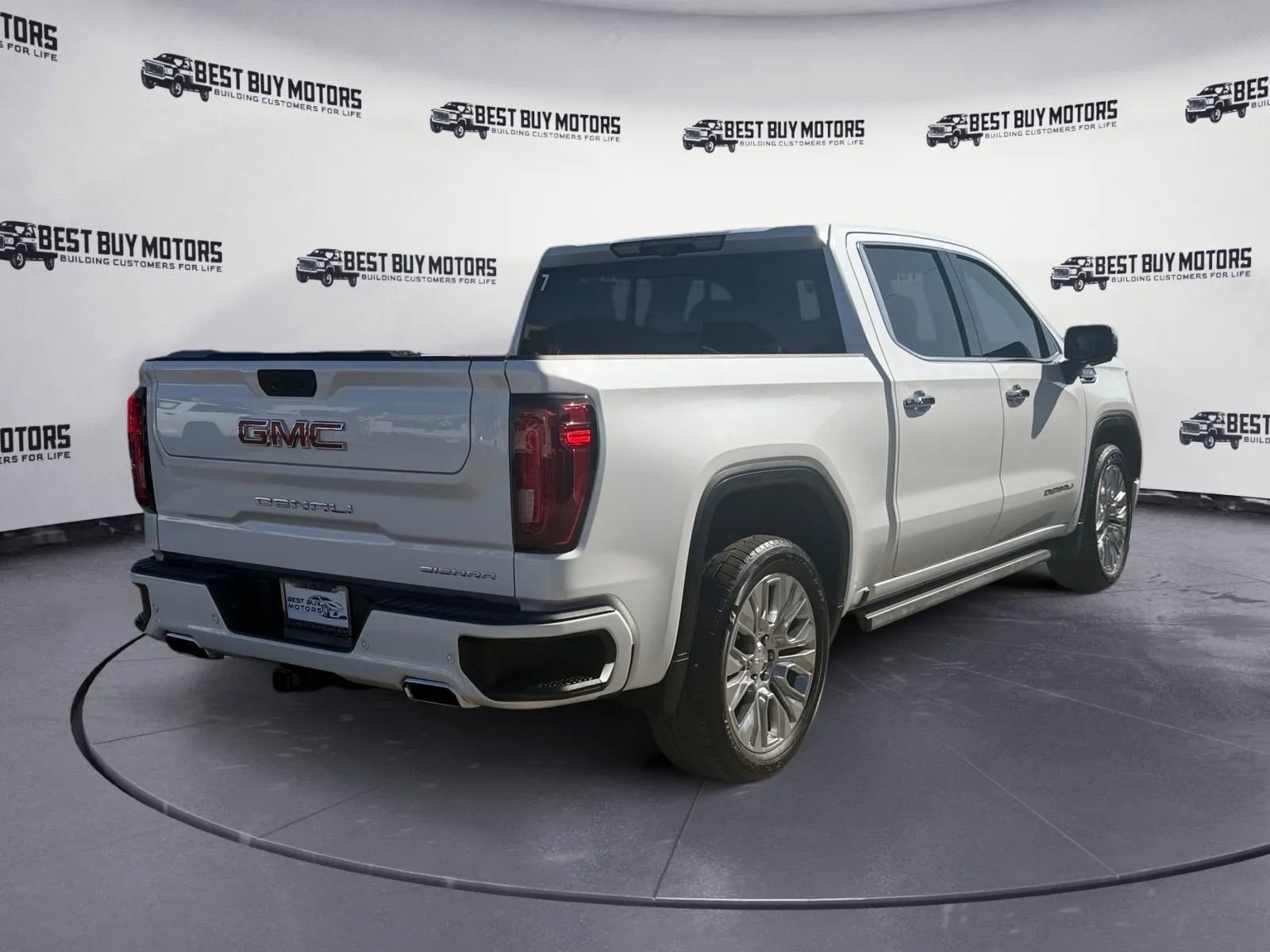 Used 2022 GMC Sierra 1500 Denali w/ Denali Reserve Package AWD/4WD image 8