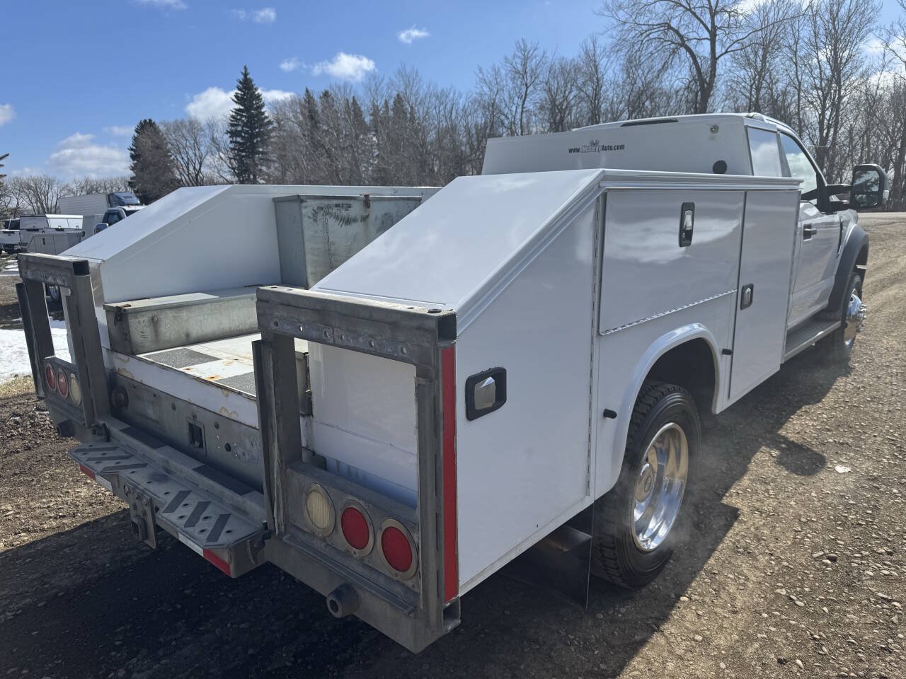 Used 2018 Ford F550 4x4 Regular Cab Super Duty image 9