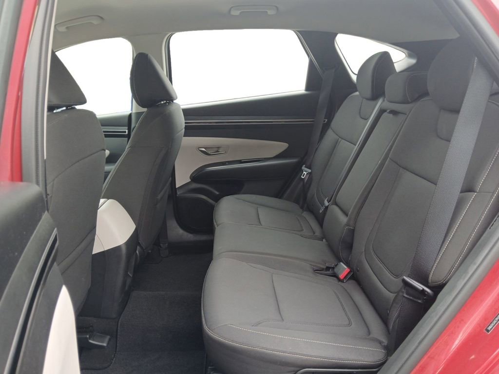 Certified 2023 Hyundai Tucson SE FWD image 13
