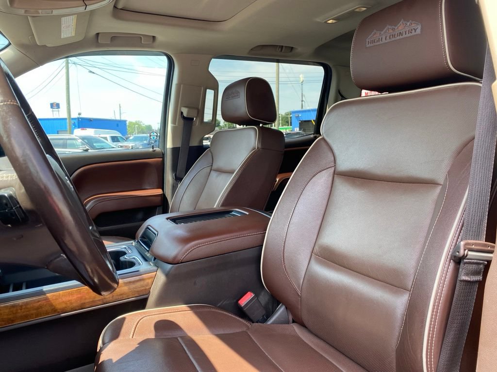 Used 2016 Chevrolet Silverado 2500 High Country w/ High Country Premium Package AWD/4WD image 10