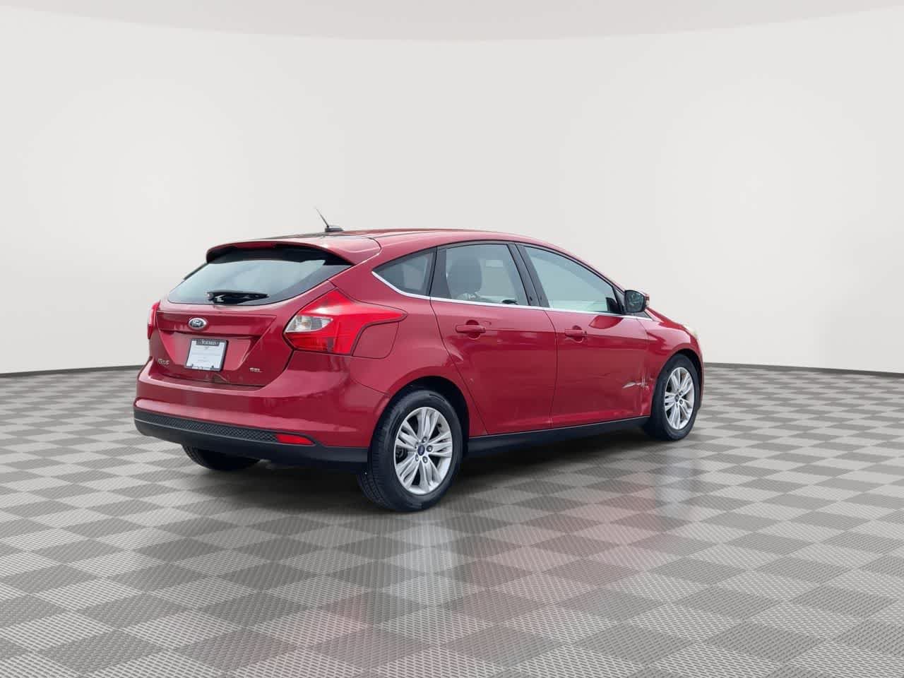 Used 2012 Ford Focus SEL FWD image 8