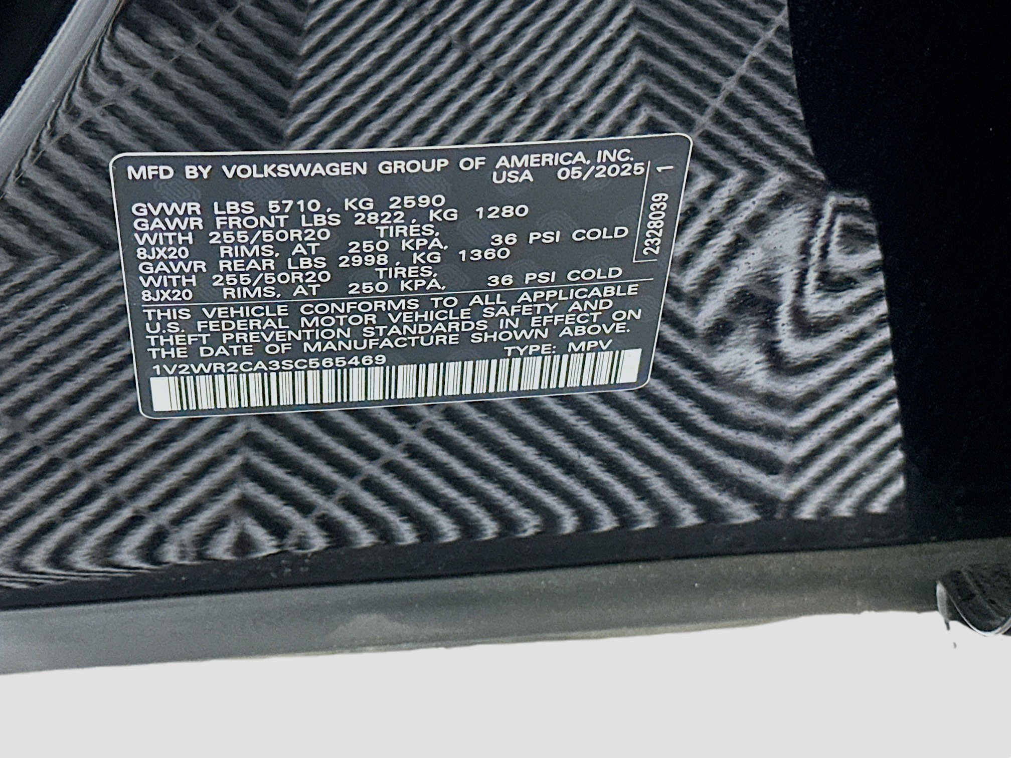 Used 2025 Volkswagen Atlas SE FWD image 12
