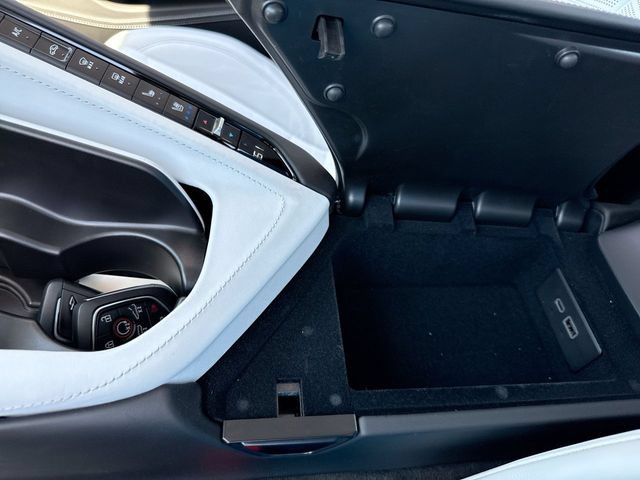 Used 2025 Chevrolet Corvette Z06 RWD image 21