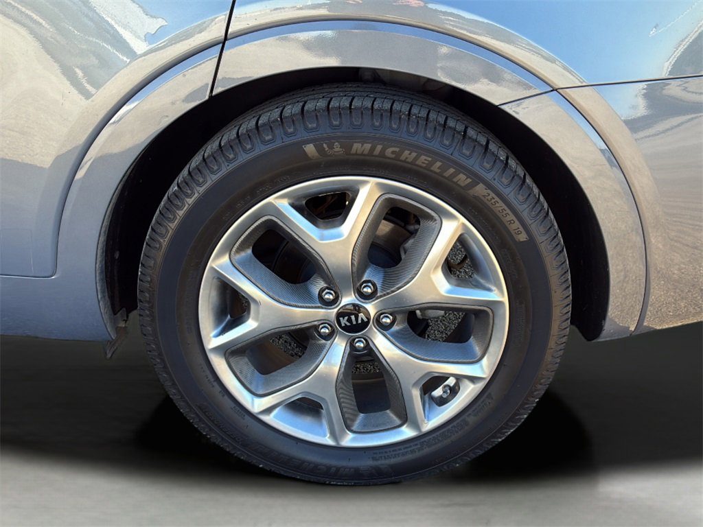 Used 2020 Kia Sorento SX image 40