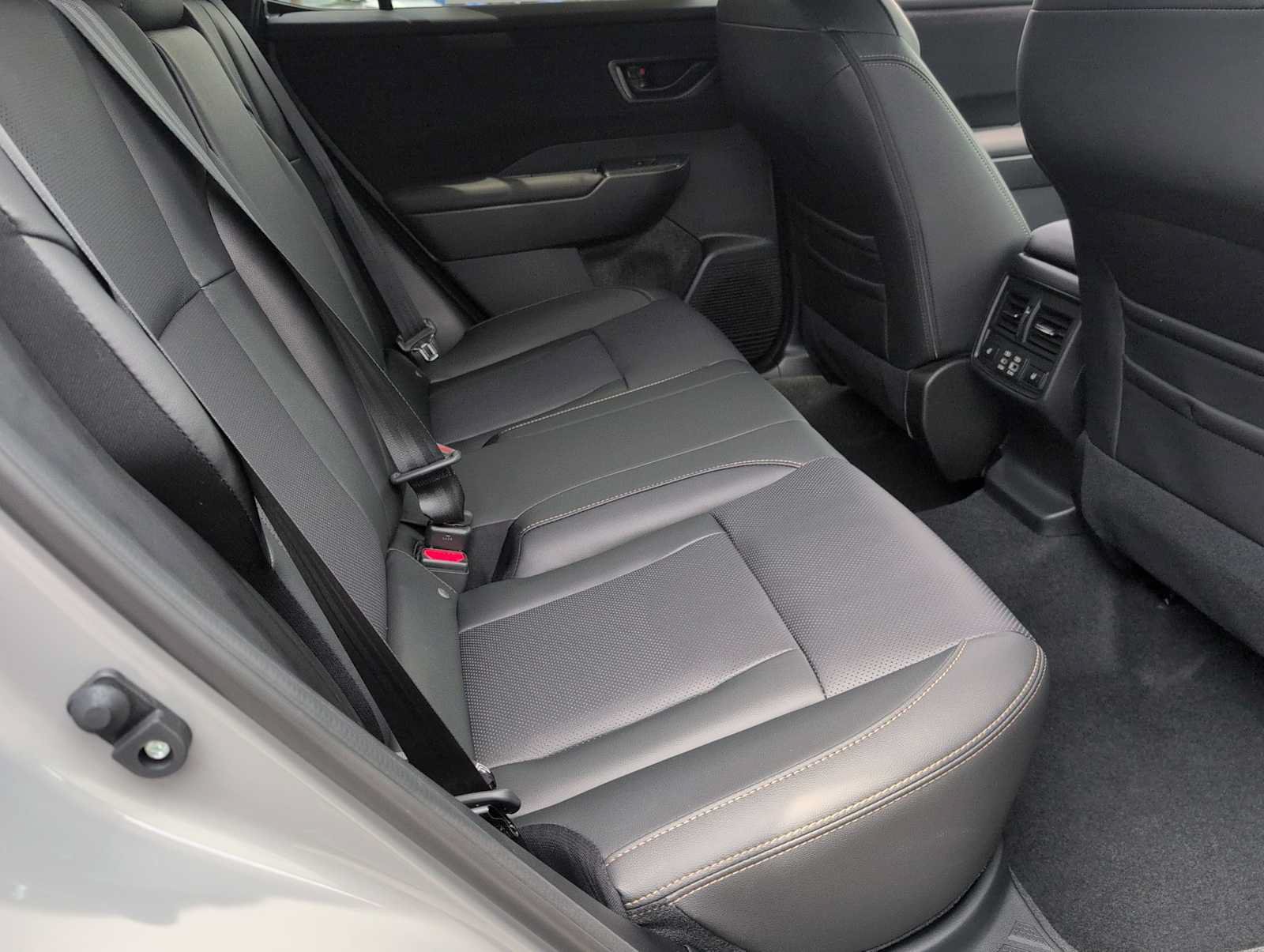 New 2026 Subaru Outback Limited AWD/4WD image 21
