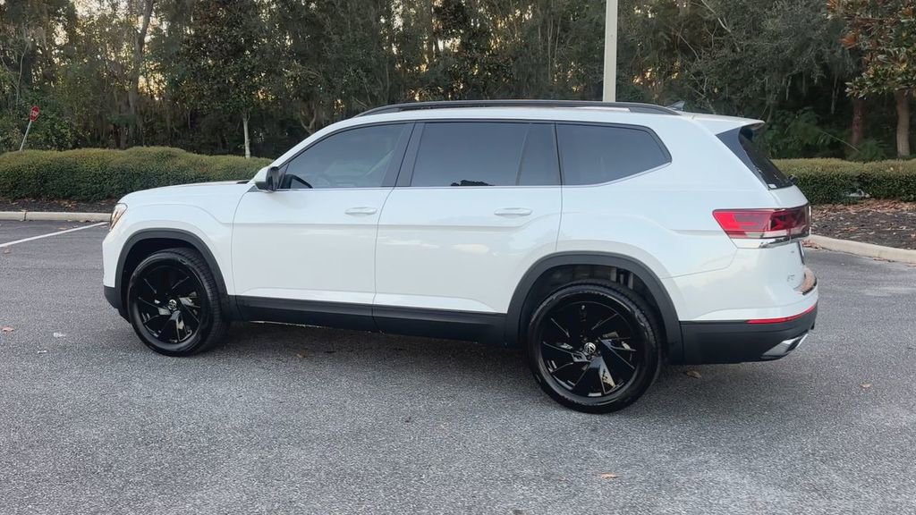 New 2026 Volkswagen Atlas SE image 6