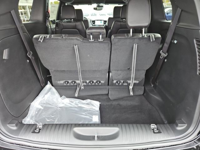 New 2026 Chrysler Pacifica Select FWD image 10