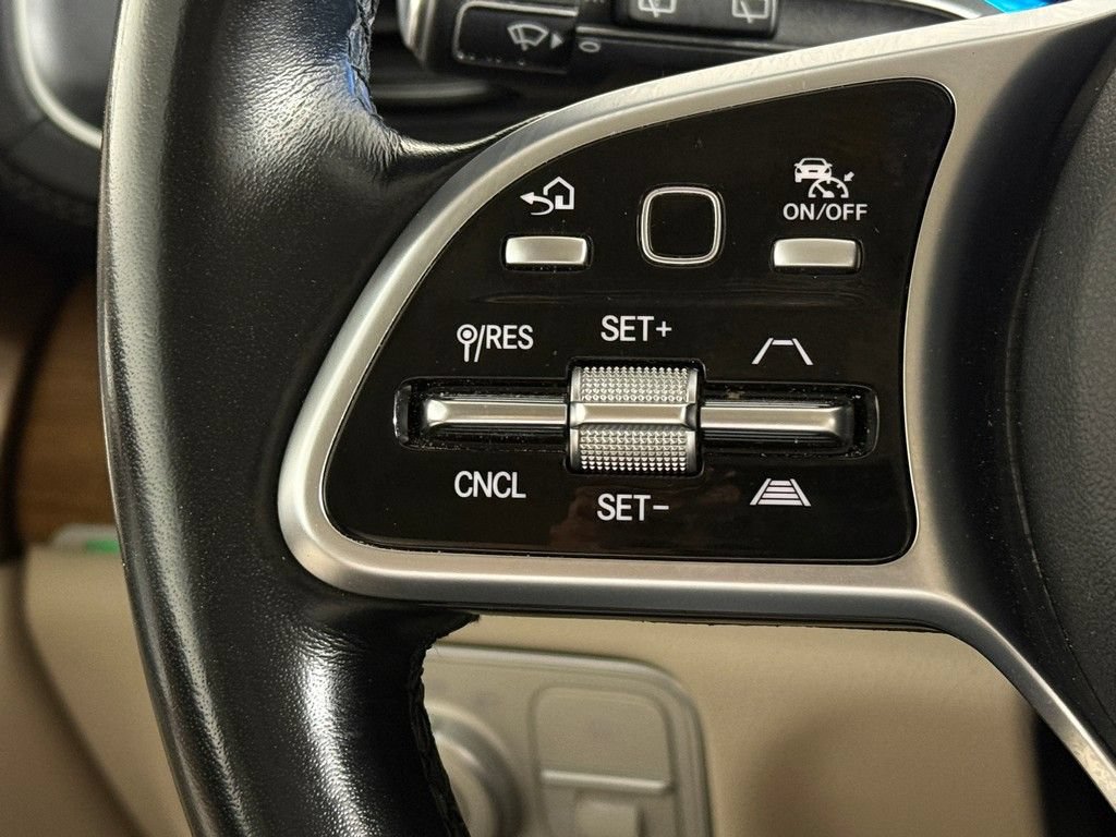 Used 2023 Mercedes-Benz GLS 450 4MATIC image 49
