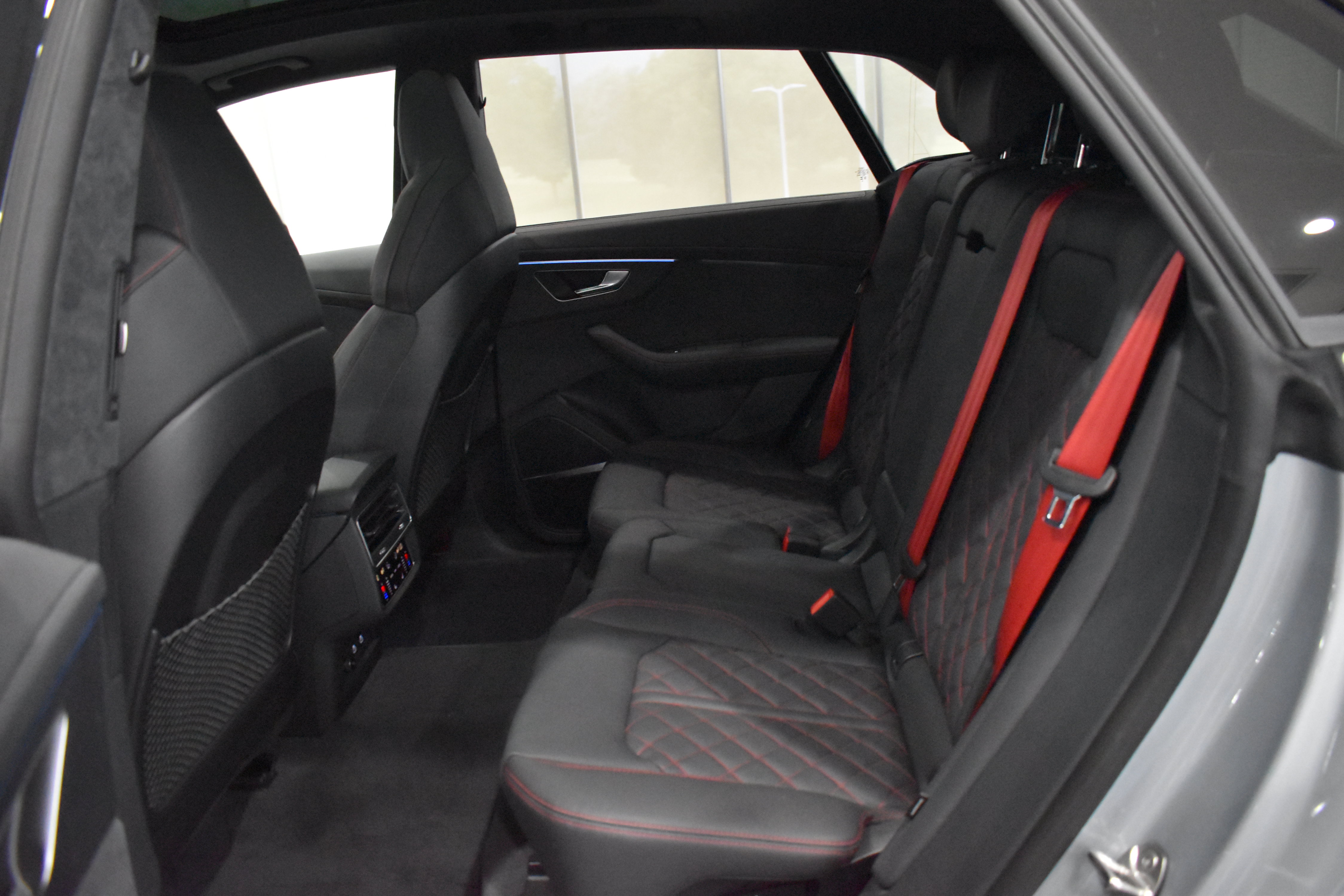 New 2026 Audi SQ8 Prestige AWD/4WD image 26