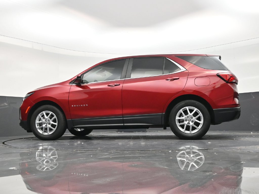 Used 2024 Chevrolet Equinox LT FWD image 20