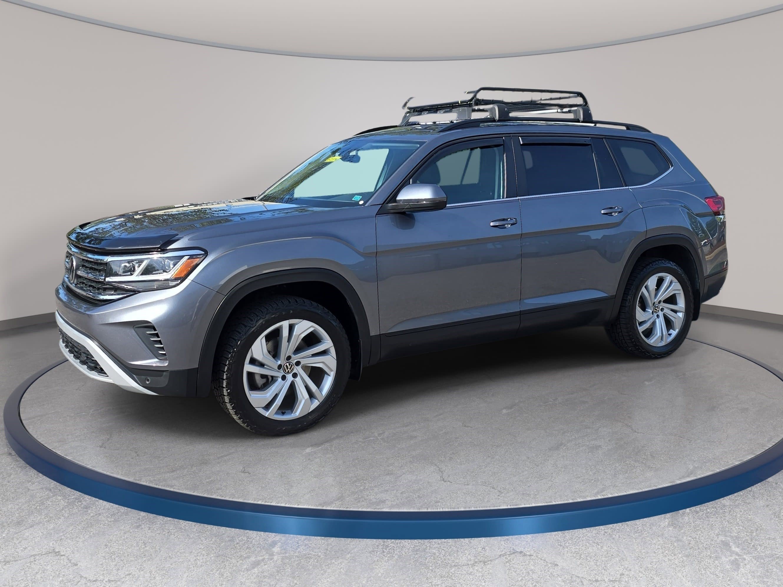 Used 2023 Volkswagen Atlas SE image 1