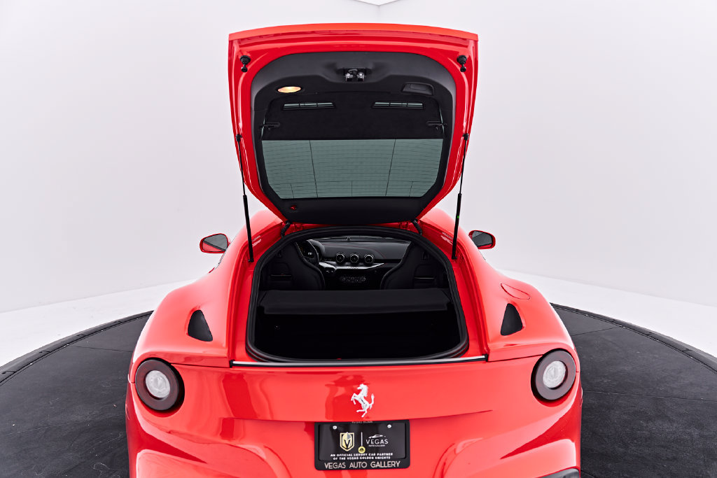 Used 2016 Ferrari F12 Berlinetta RWD image 31
