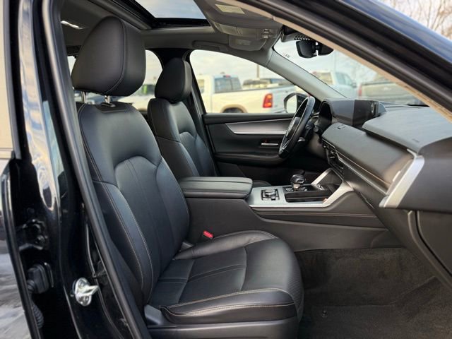 Used 2025 MAZDA CX-70 3.3 Turbo w/ Preferred Package image 17