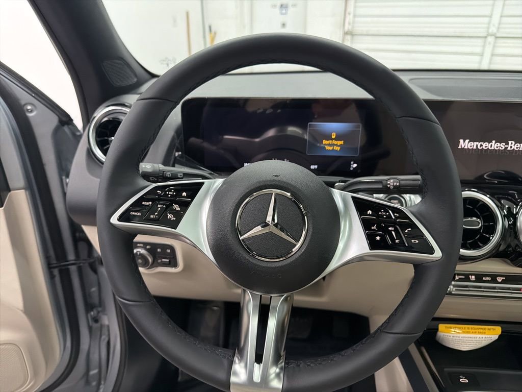 New 2026 Mercedes-Benz GLB 250 image 15