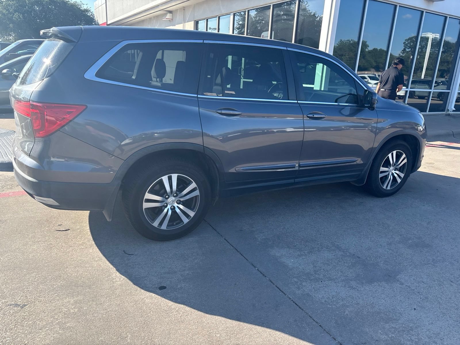 Used 2016 Honda Pilot EX-L image 4