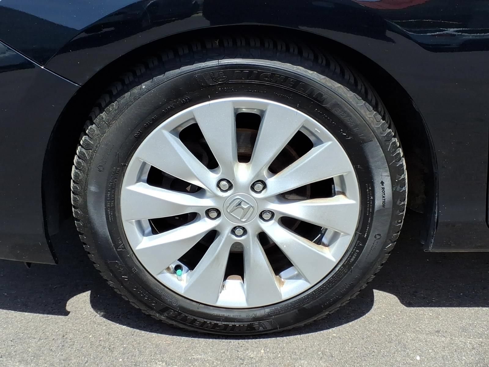 Used 2015 Honda Accord EX-L image 9