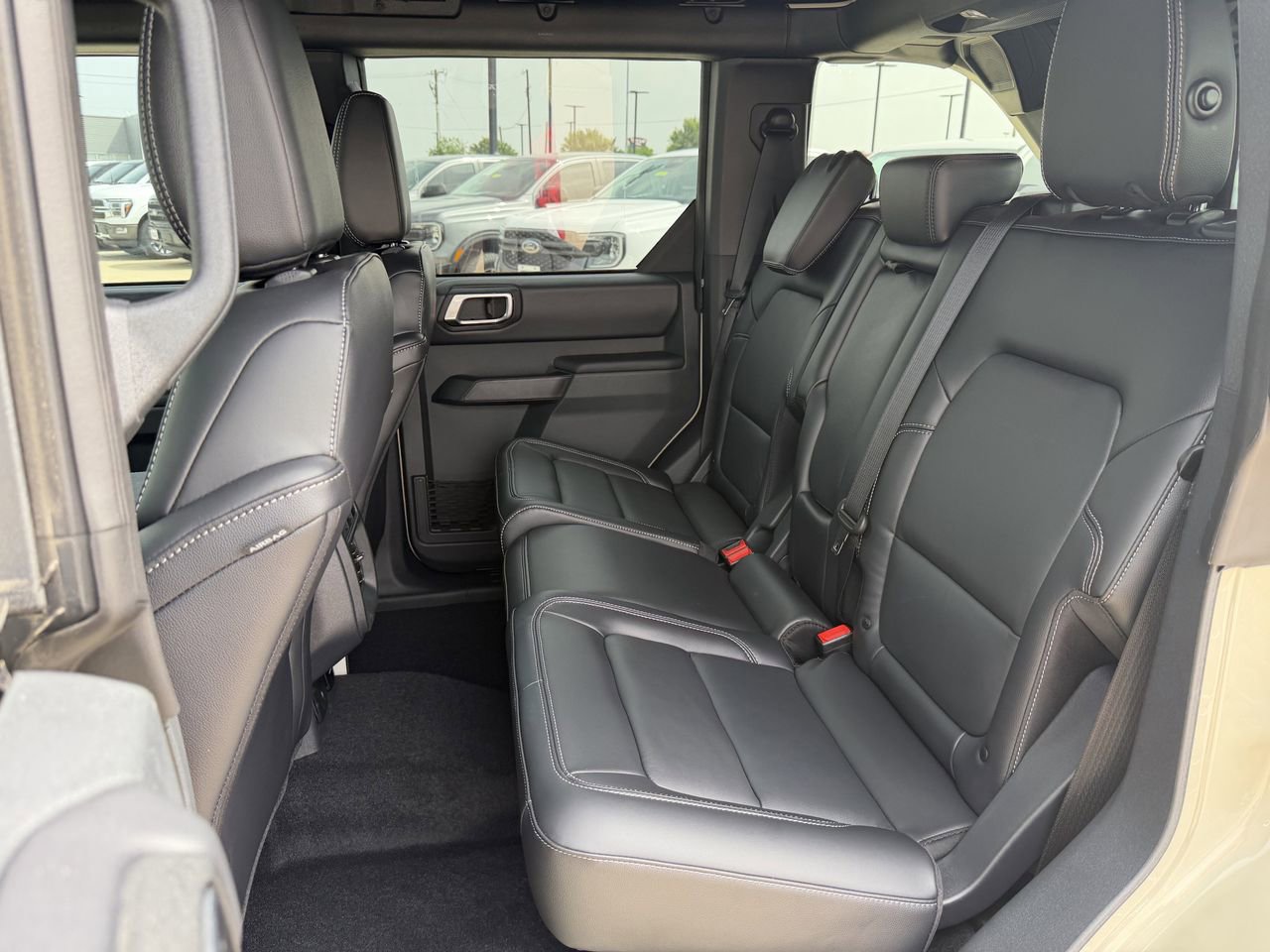 New 2026 Ford Bronco Outer Banks AWD/4WD image 58
